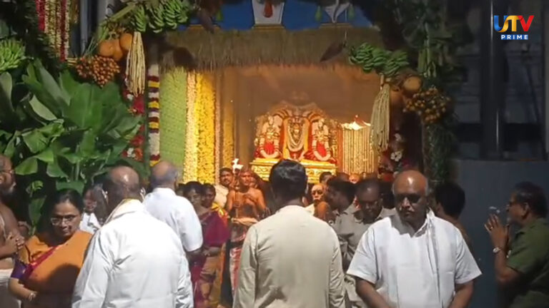 வைகுண்ட ஏகாதசி : காரமடை அரங்நாதர் கோவிலில் விண்ணை பிளந்த கோவிந்தா கோஷம்! Karamadai Aranganathar Temple vaikuntha Ekadasi Special Pooja