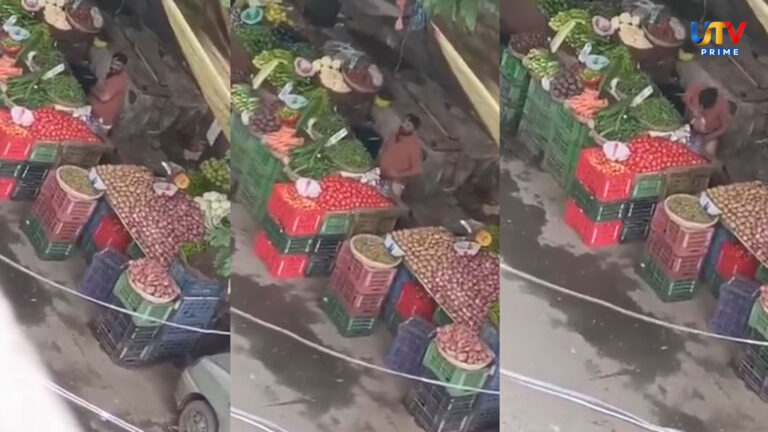 Touching the private parts vegetable vendor Shocking video