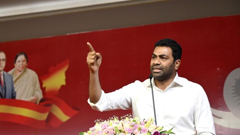 Mother-in-law united in AIADMK.. Adhav Arjuna is shocked