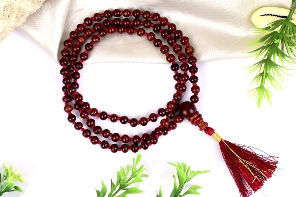 red-sandalwood-malai-benefits-for-mental-peace