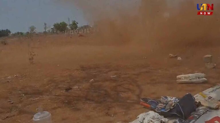 Mini Tornado Hits Cricket Match Coimbatore Video