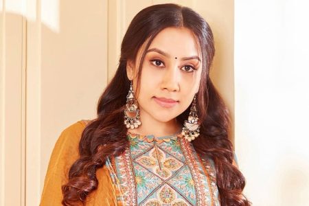 Sathyaraj Supports Divya Statement On Marriage Children