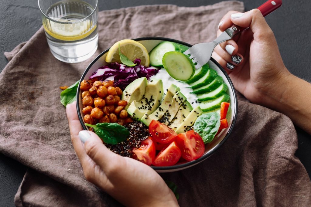 natural-diet-tips-for-glowing-healthy-skin