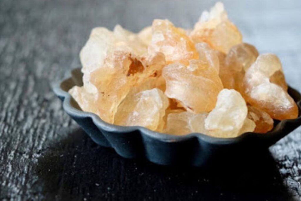 health-benefits-of-eating-badam-pisin-summer