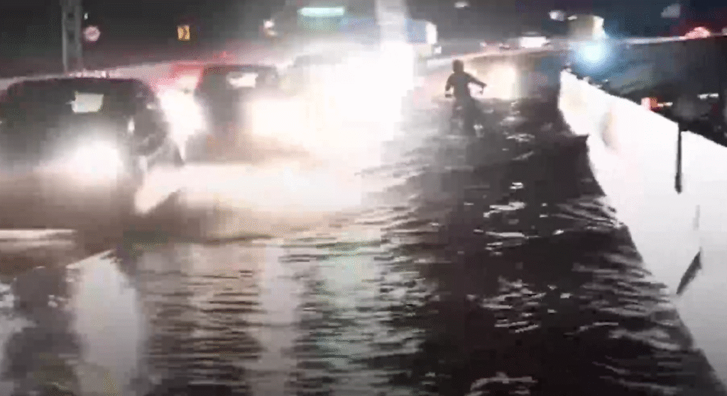 Unexpected Heavy Rain and Storm Hits Coimbatore