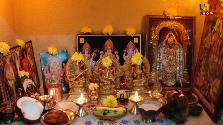 முன்னோர்களின் படங்களை பூஜை அறையில் வைக்கலாமா?.. அமேசிங் வாஸ்து முறைகள்..! pooja-room-vastu-tips-for-home