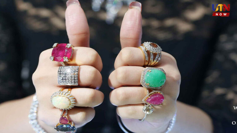 right-finger-to-wear-gemstones-astrology