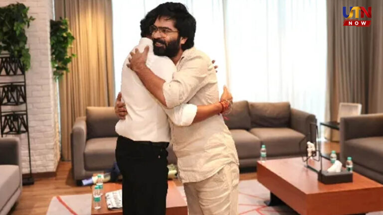 விஜய் – சிம்பு சந்திப்பு.. நெட்டிசன்கள் உருவாக்கிய அல்டிமேட் மீம்ஸ்..! simbu-meets-cm-vijay-memes-viral-trending