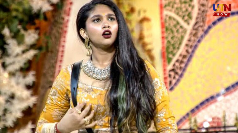 வனிதா பொண்ணுன்னா சும்மாவா? சைலண்டா ஜோவிகா செய்த சம்பவம்..! actress-jovika-vijayakumar-debut-movie-agadha-release-vanitha-promotion